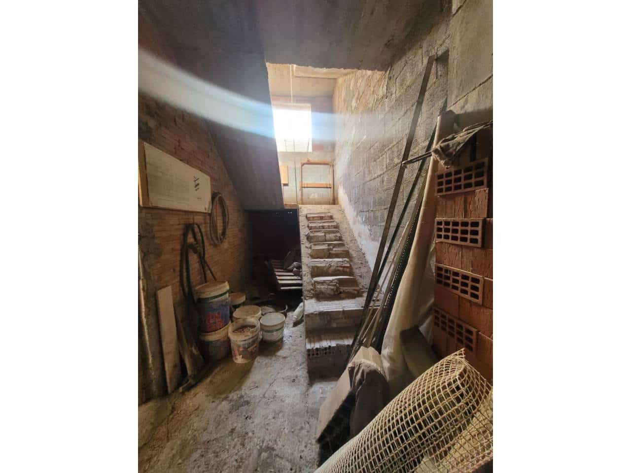 Apartamento de 4 habitaciones en Baza en venta - 90.000 € (Ref: 9552884)