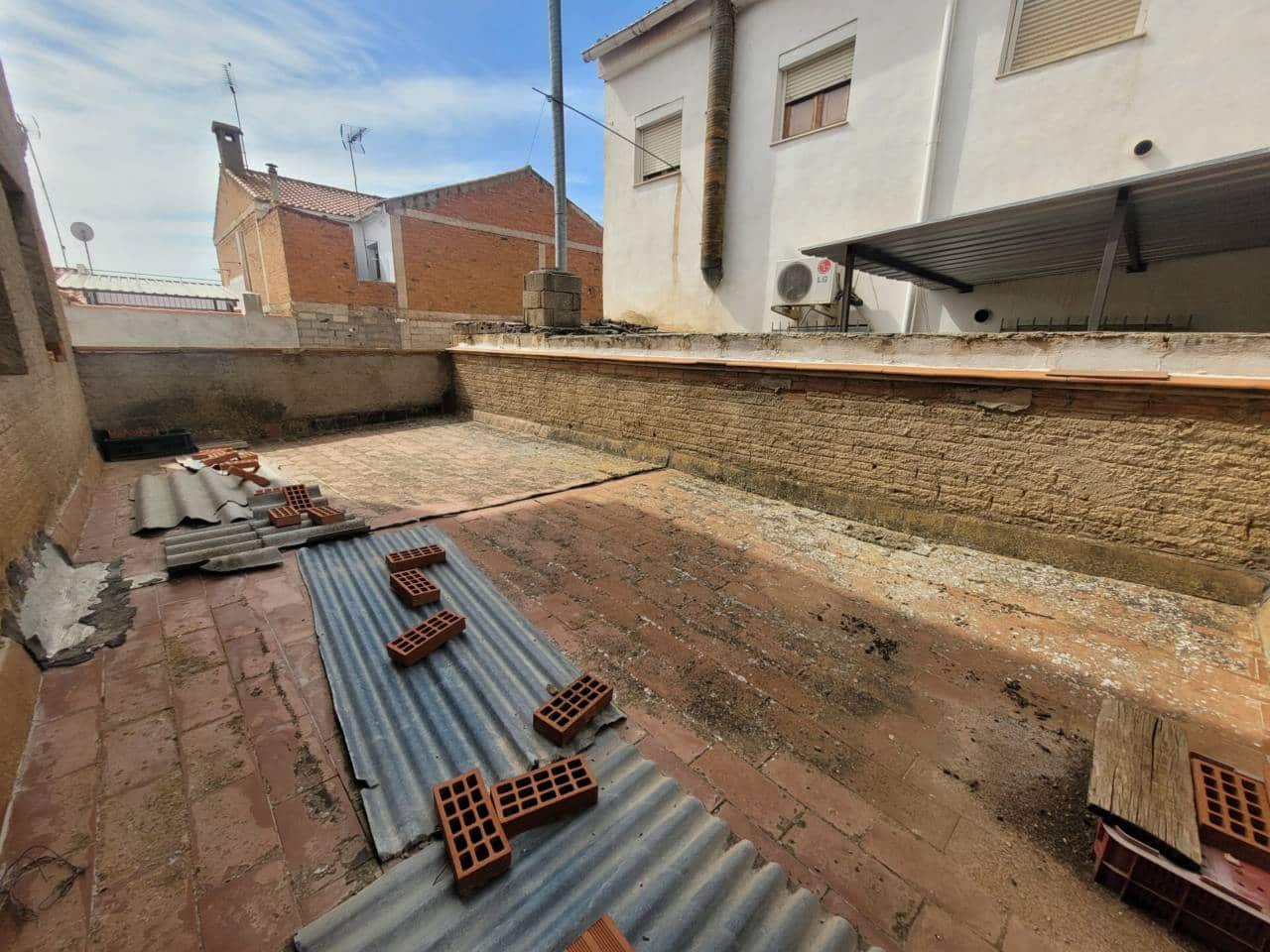 Apartamento de 4 habitaciones en Baza en venta - 90.000 € (Ref: 9552884)
