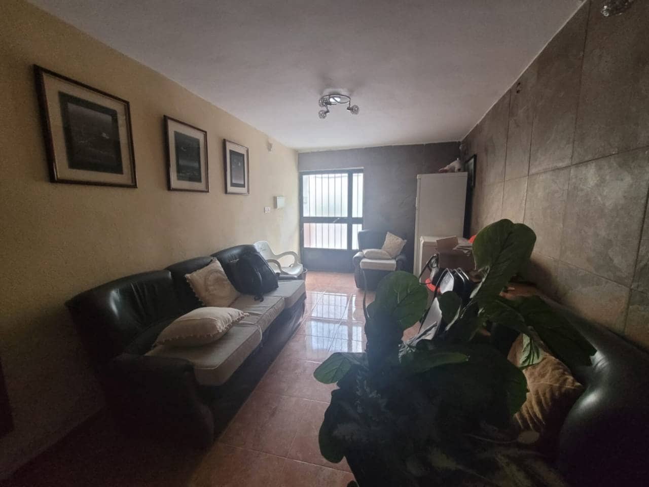 Apartamento de 4 habitaciones en Baza en venta - 35.000 € (Ref: 9552885)