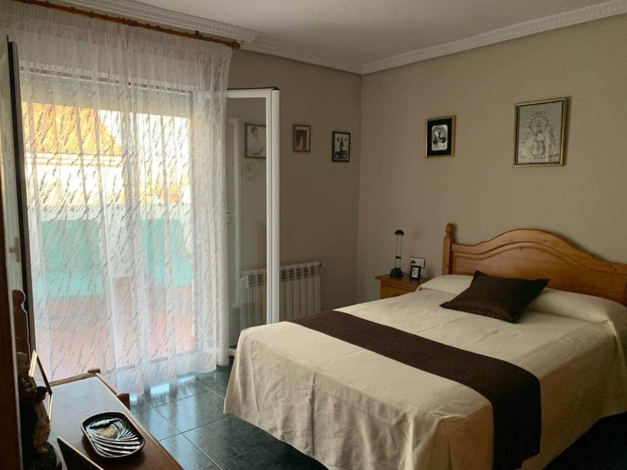 3 soveværelse Lejlighed til salg i Baza - € 150.000 (Ref: 9552886)