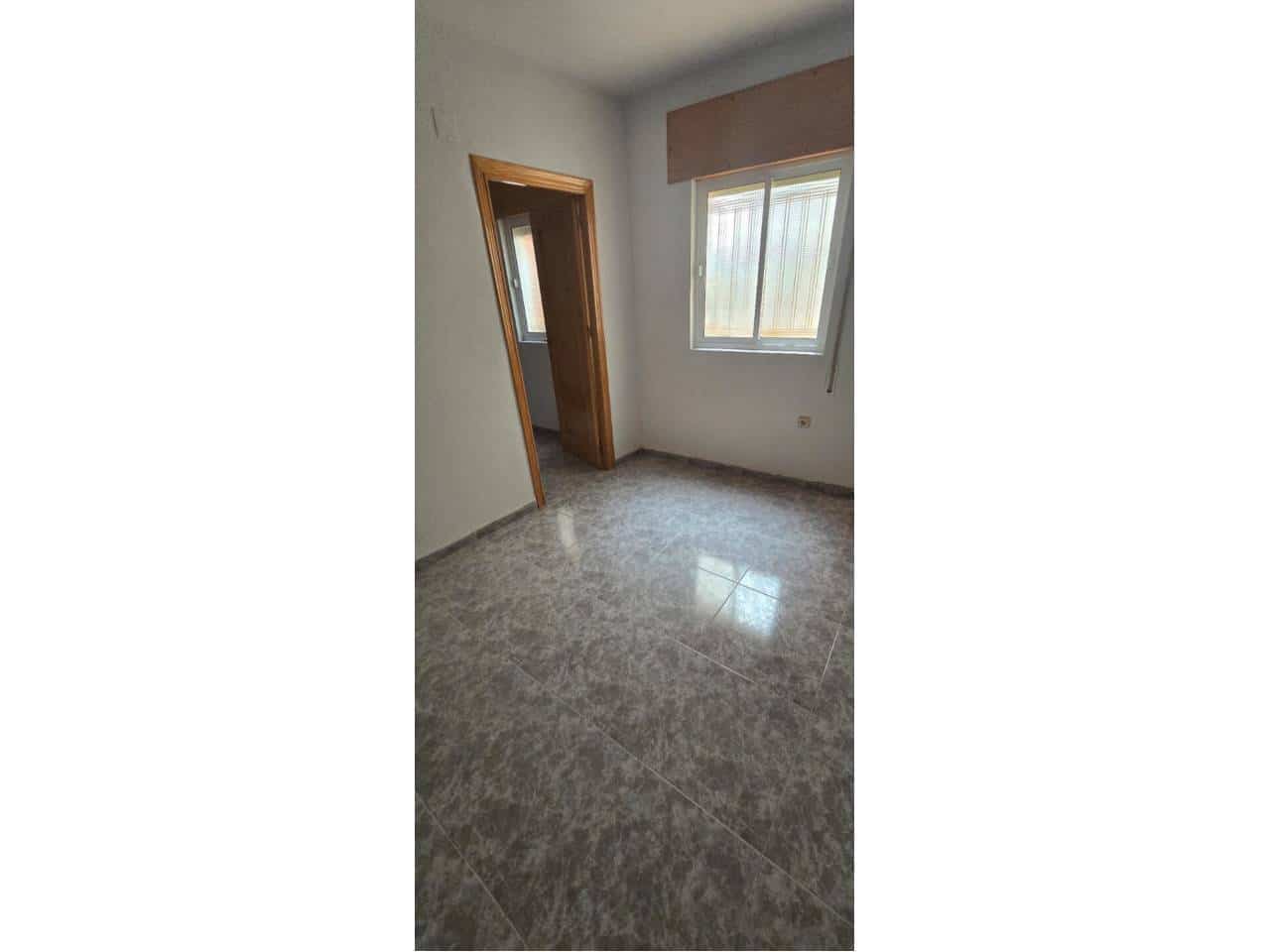 5 Zimmer Haus zu verkaufen in Baza - 72.000 € (Ref: 9552887)
