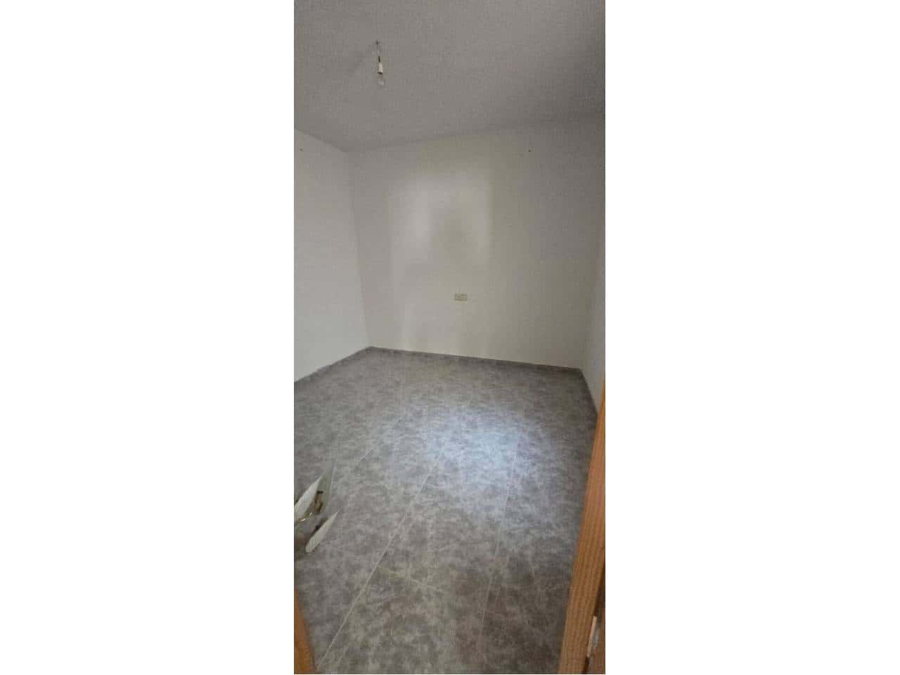 5 Zimmer Haus zu verkaufen in Baza - 72.000 € (Ref: 9552887)