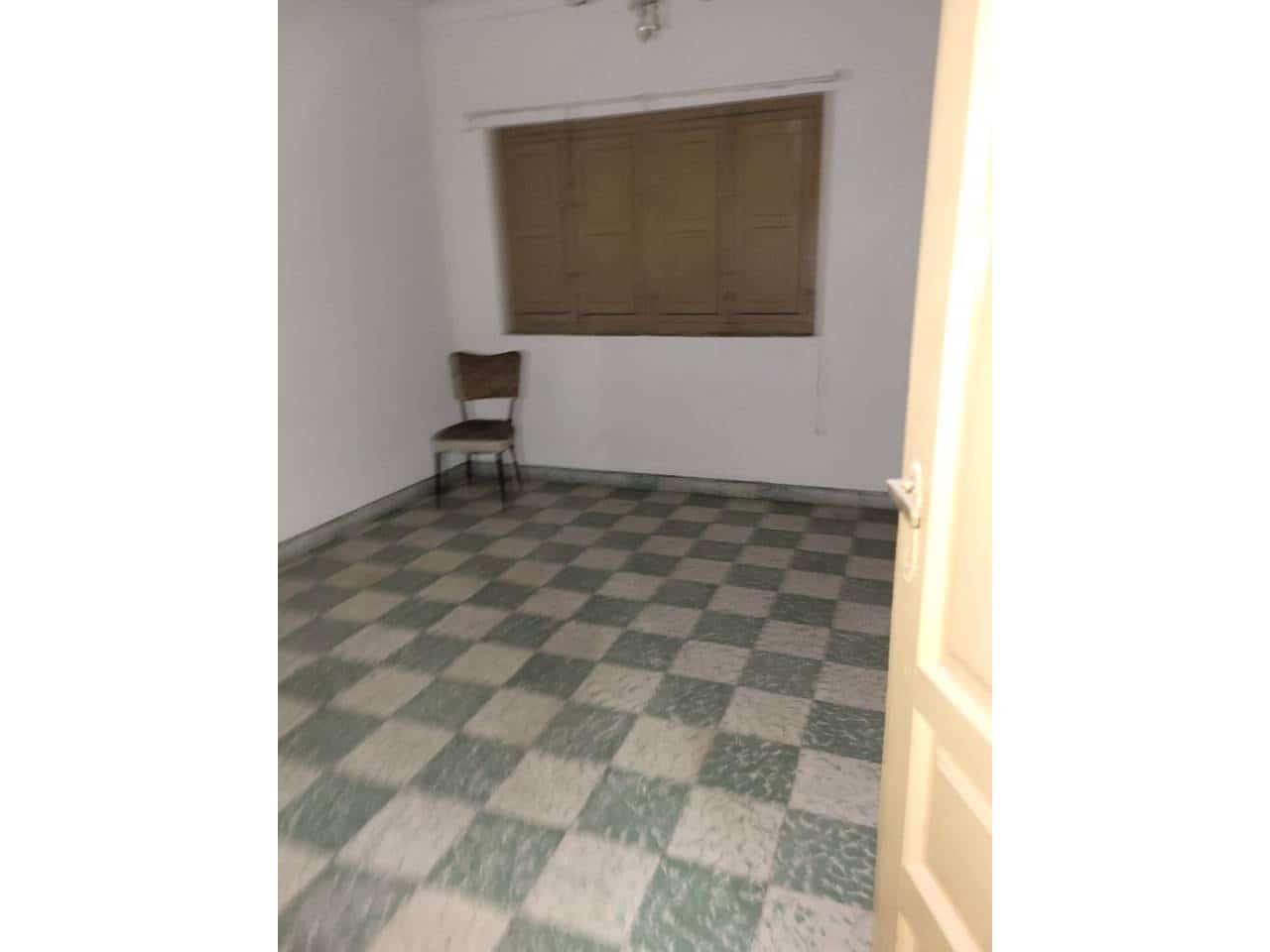 12 camera da letto Casa in vendita in Baza con garage - 140.000 € (Rif: 9552888)