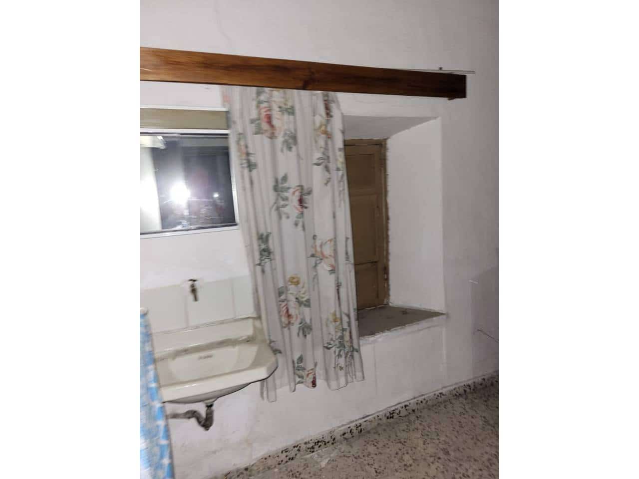 12 camera da letto Casa in vendita in Baza con garage - 140.000 € (Rif: 9552888)