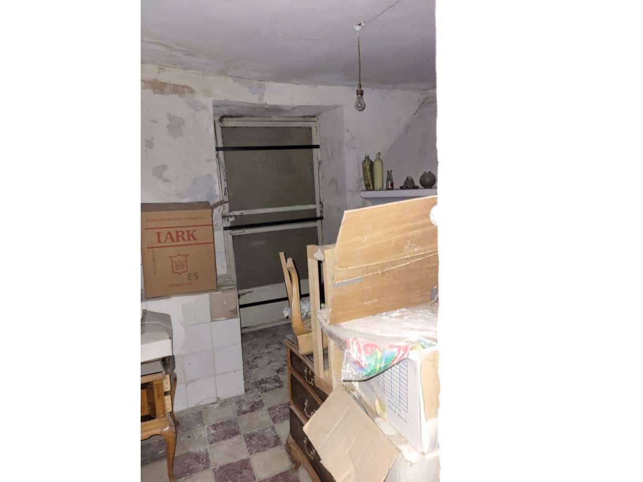 12 camera da letto Casa in vendita in Baza con garage - 140.000 € (Rif: 9552888)