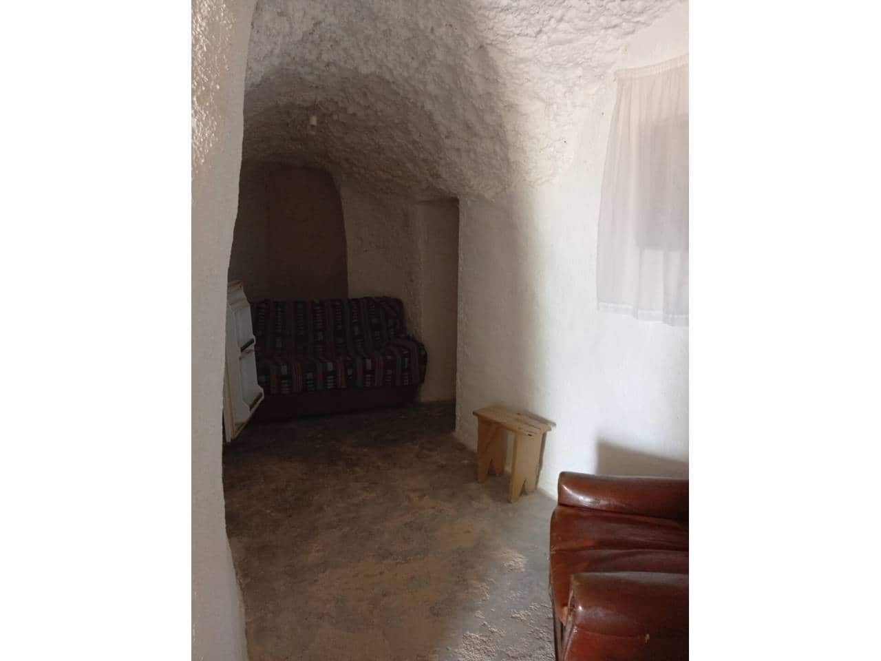 5 quarto Casa de Caverna para venda em Castril com garagem - 50 000 € (Ref: 9552891)