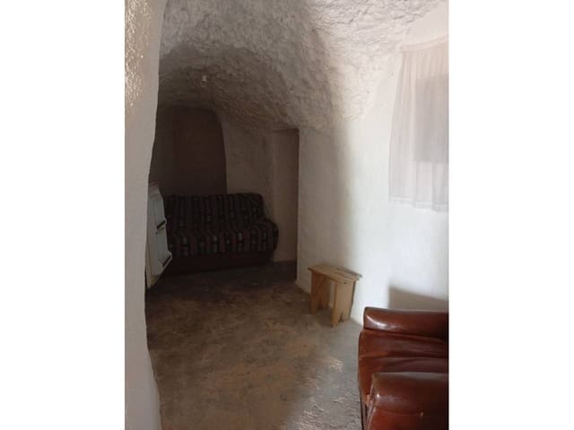 5 quarto Casa de Caverna para venda em Castril com garagem - 50 000 € (Ref: 9552891)