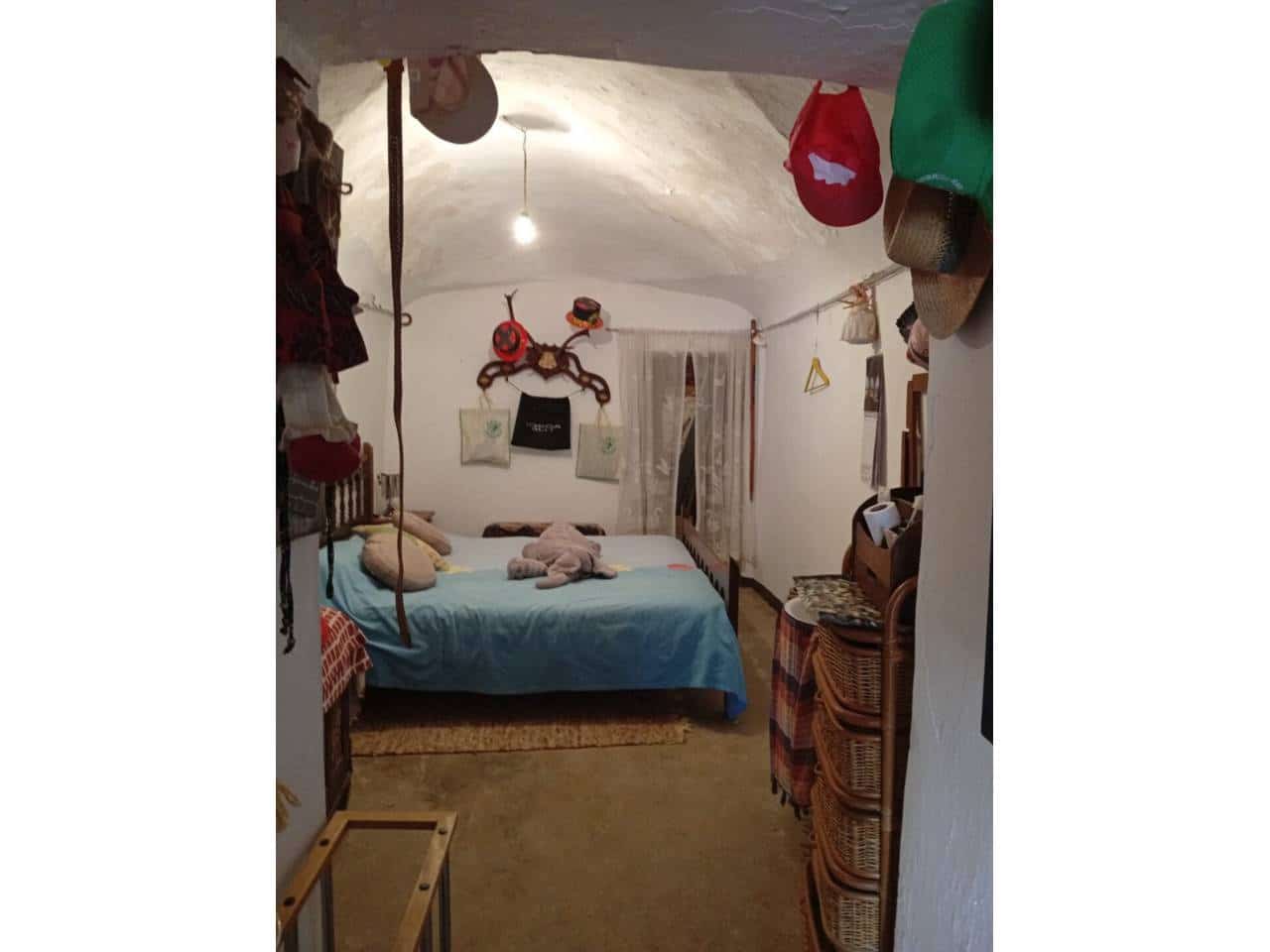 5 quarto Casa de Caverna para venda em Castril com garagem - 50 000 € (Ref: 9552891)