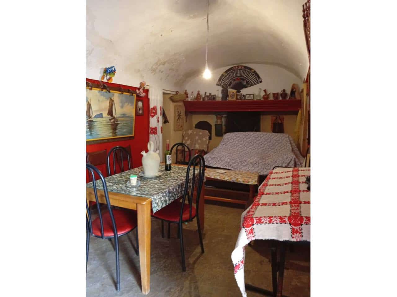 5 quarto Casa de Caverna para venda em Castril com garagem - 50 000 € (Ref: 9552891)
