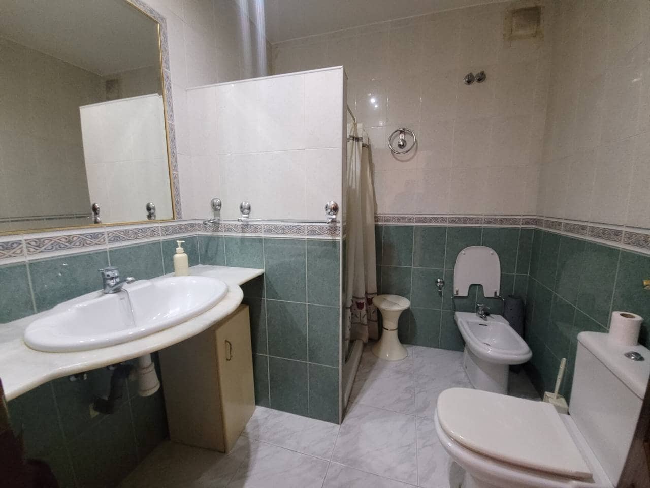 4 Zimmer Haus zu verkaufen in Baza - 150.000 € (Ref: 9552895)