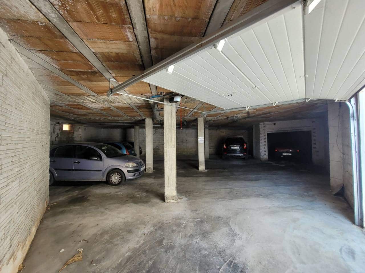 4 Zimmer Haus zu verkaufen in Baza - 150.000 € (Ref: 9552895)