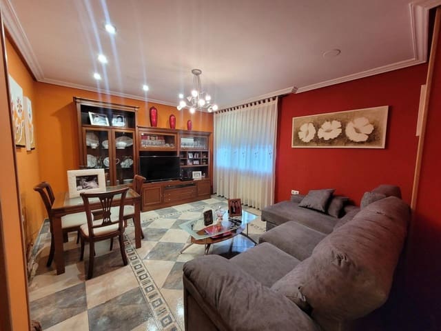 4 sovrum Hus till salu i Baza med garage - 180 000 € (Ref: 9552896)