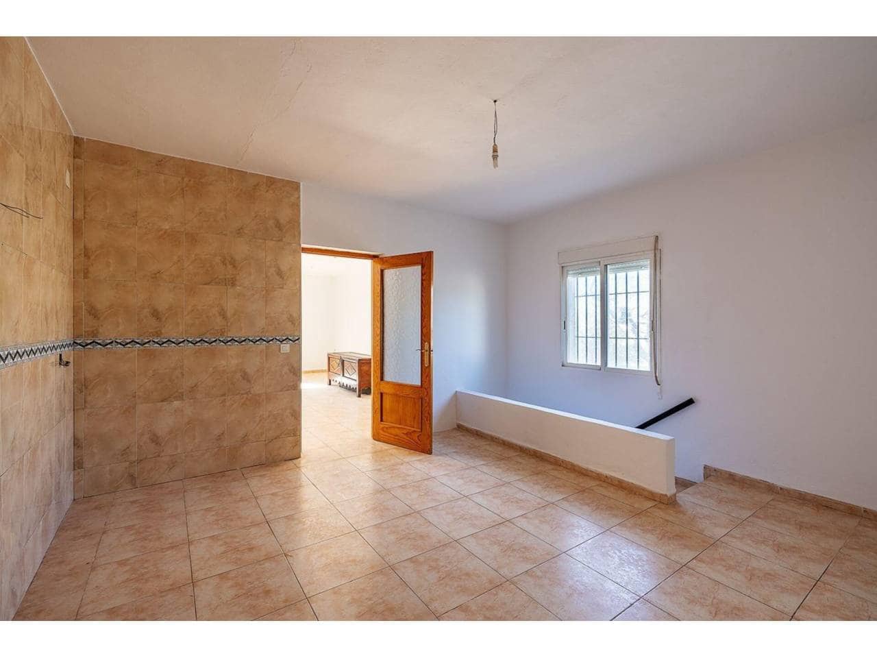 12 bedroom Finca/Country House for sale in Cortes de Baza with garage - € 115,000 (Ref: 9552897)