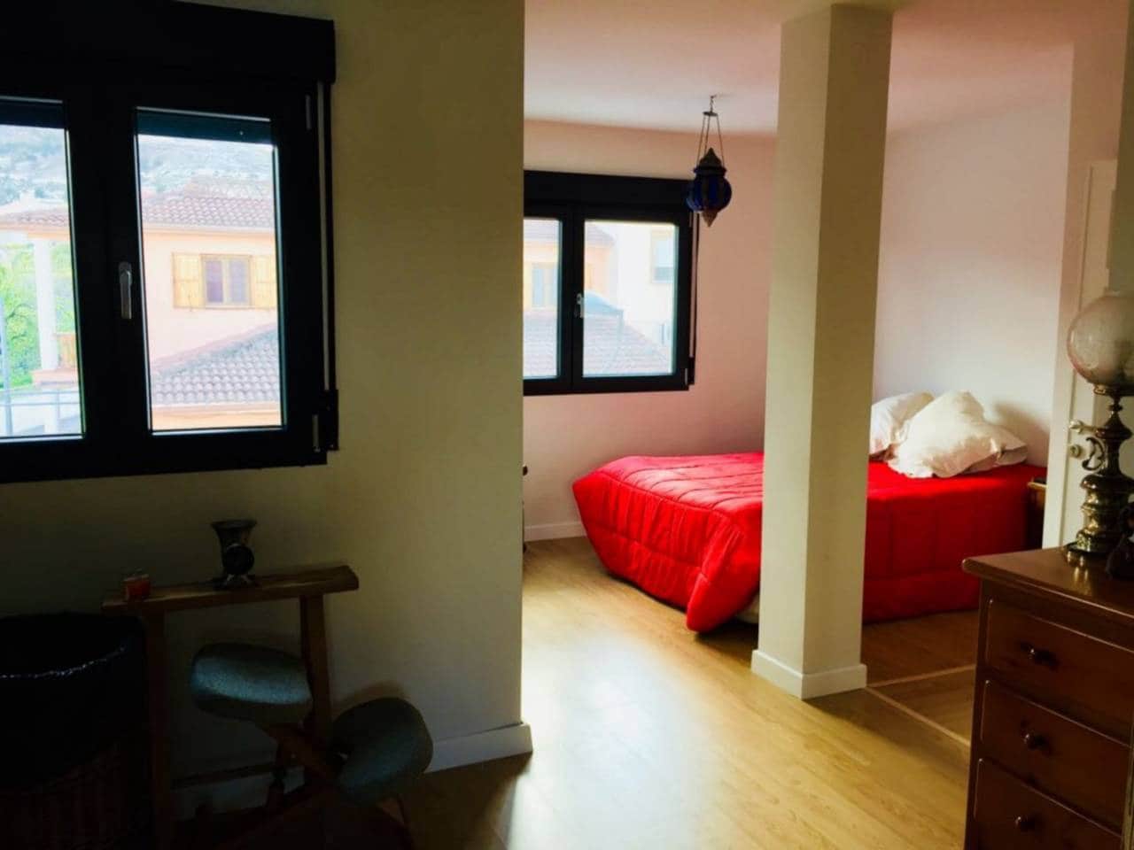 2 Zimmer Haus zu verkaufen in Baza - 110.000 € (Ref: 9552899)