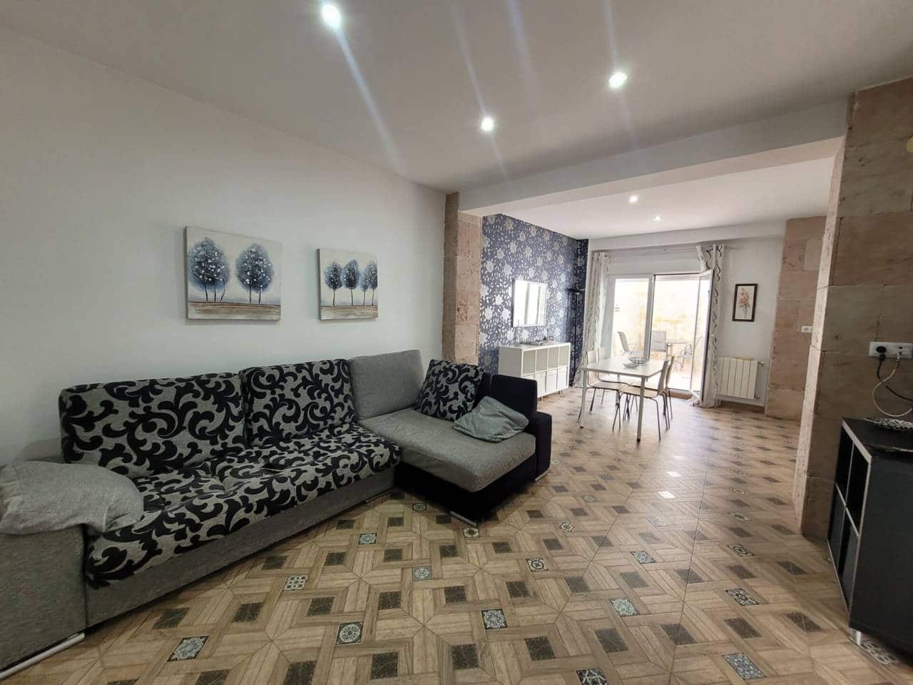 Apartamento de 3 habitaciones en Baza en venta - 100.000 € (Ref: 9552900)