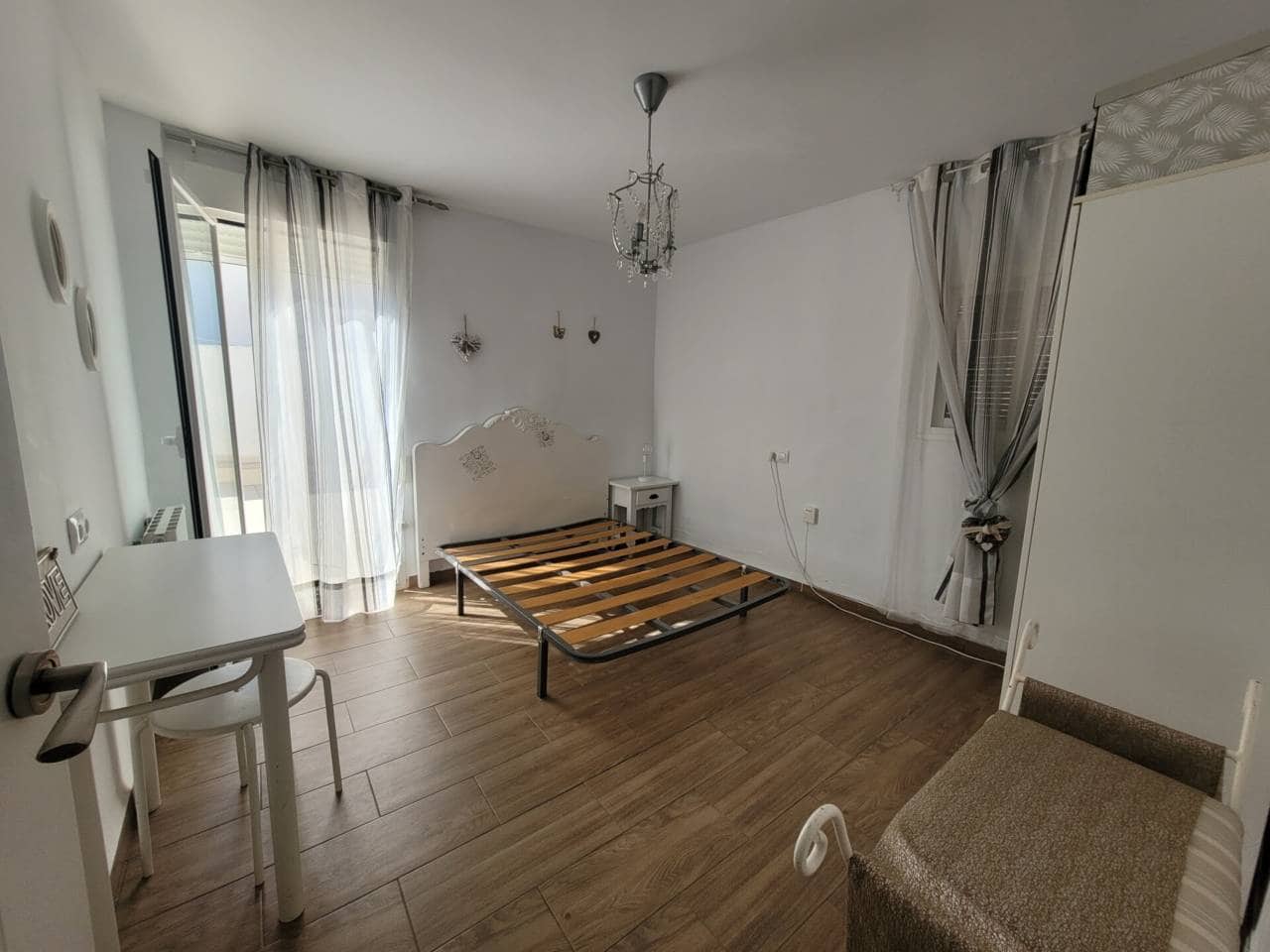 Apartamento de 3 habitaciones en Baza en venta - 100.000 € (Ref: 9552900)