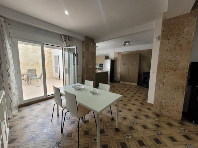Apartamento de 3 habitaciones en Baza en venta - 100.000 € (Ref: 9552900)
