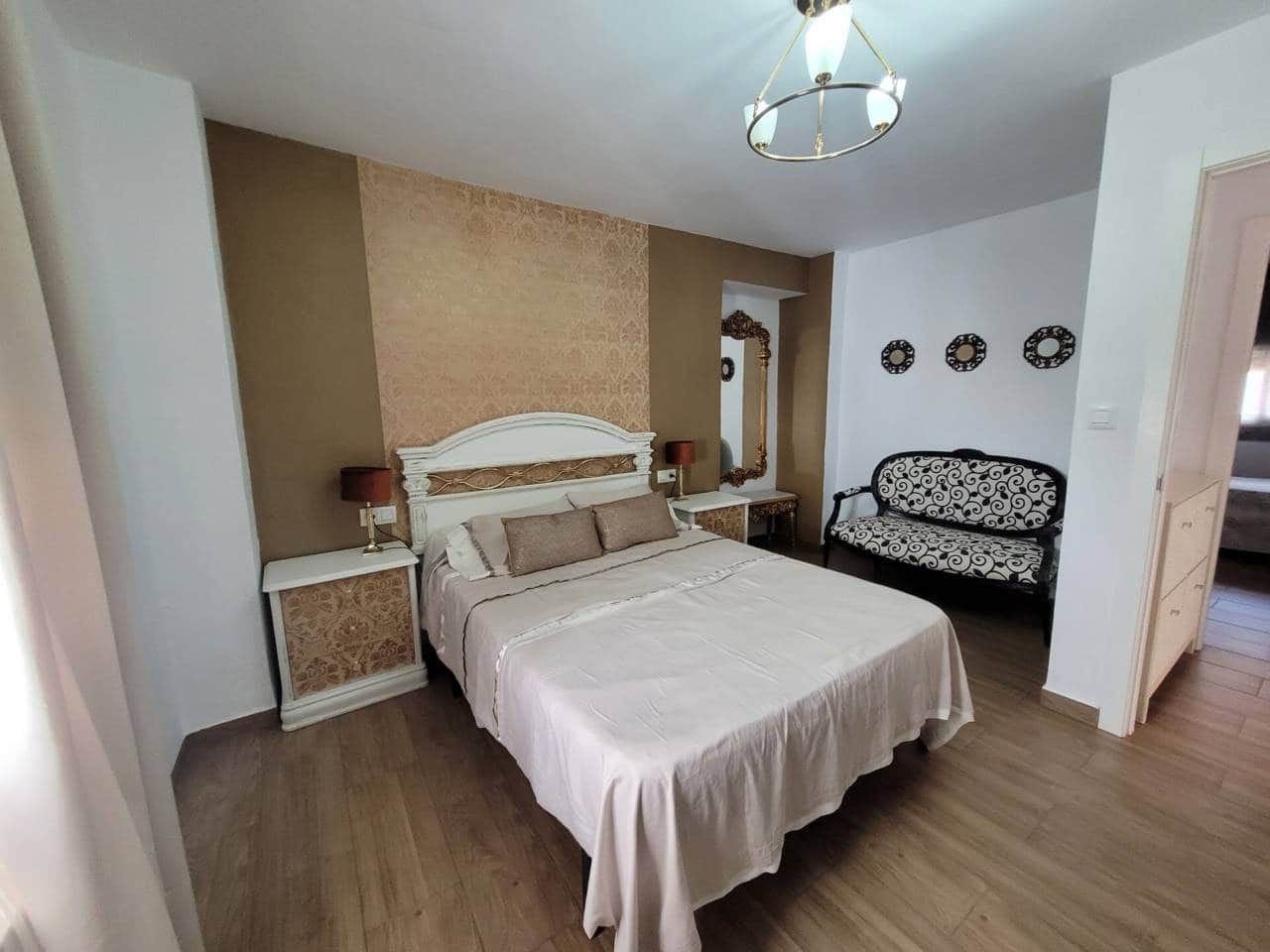 Apartamento de 3 habitaciones en Baza en venta - 100.000 € (Ref: 9552900)