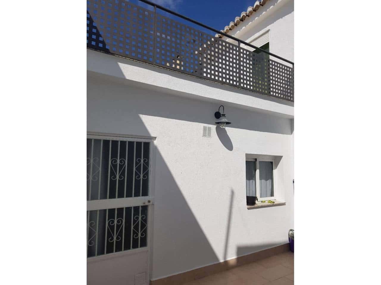 Apartamento de 3 habitaciones en Baza en venta - 100.000 € (Ref: 9552900)