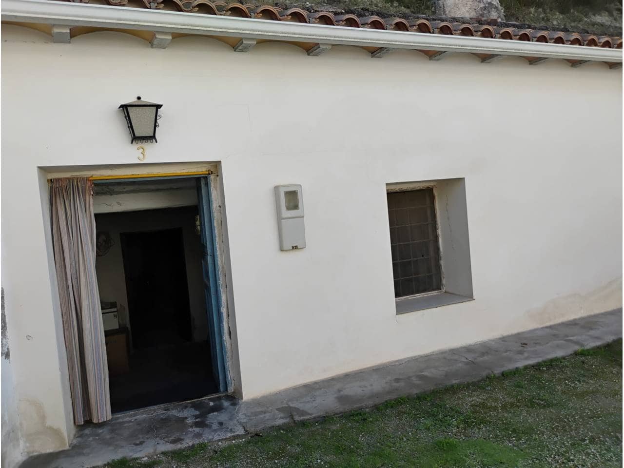 2 bedroom Cave House for sale in Castillejar - € 25,000 (Ref: 9552904)