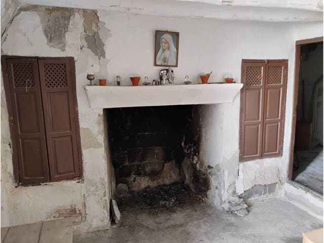 2 soveværelse Hulehus til salg i Castilléjar - € 25.000 (Ref: 9552904)