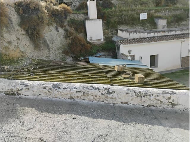 2 soveværelse Hulehus til salg i Castilléjar - € 25.000 (Ref: 9552904)