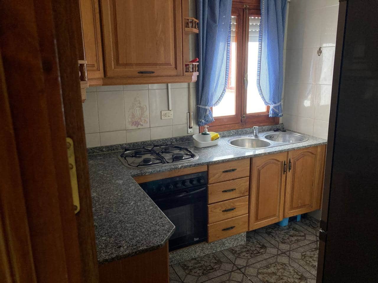 4 slaapkamer Flat te koop in Caniles - € 98.000 (Ref: 9552905)