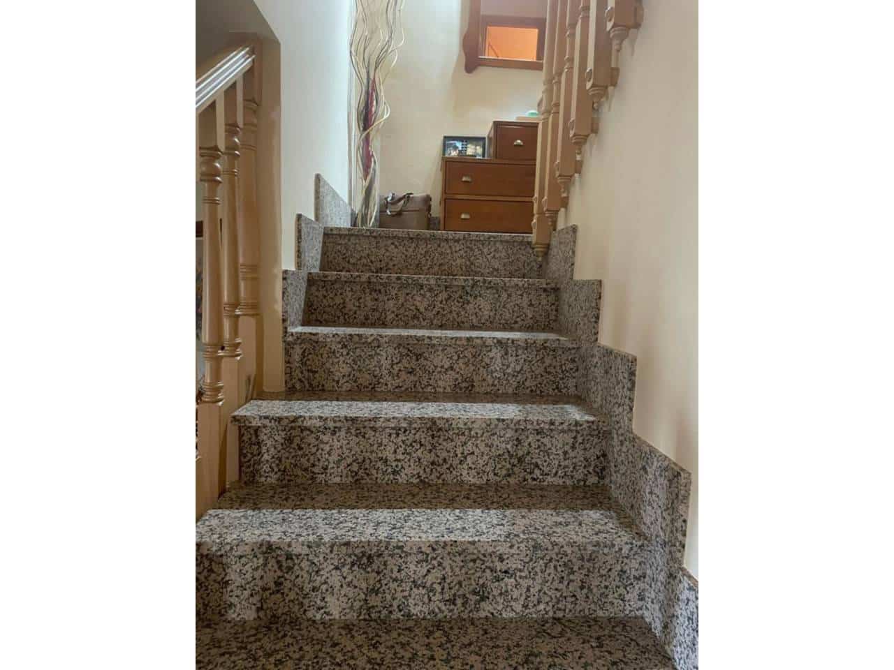 3 soverom Leilighet til salgs i Baza med garasje - € 160 000 (Ref: 9552907)