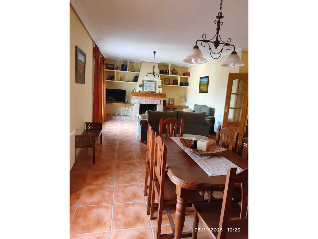 4 bedroom Townhouse for sale in Benamaurel - € 229,000 (Ref: 9552908)