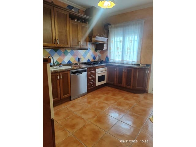 4 sypialnia Dom na sprzedaż w Benamaurel - 229 000 € (Ref: 9552908)