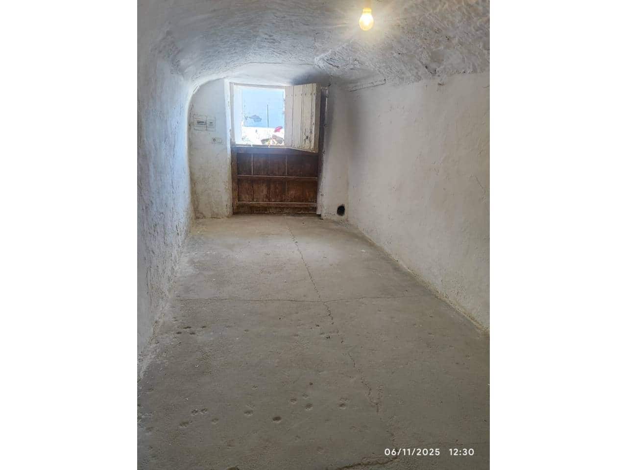 4 bedroom Townhouse for sale in Benamaurel - € 229,000 (Ref: 9552908)