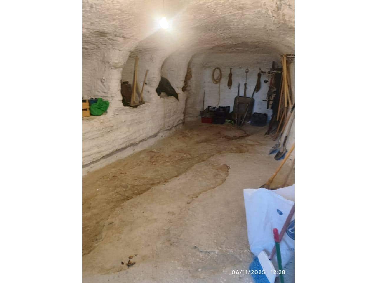 4 bedroom Townhouse for sale in Benamaurel - € 229,000 (Ref: 9552908)