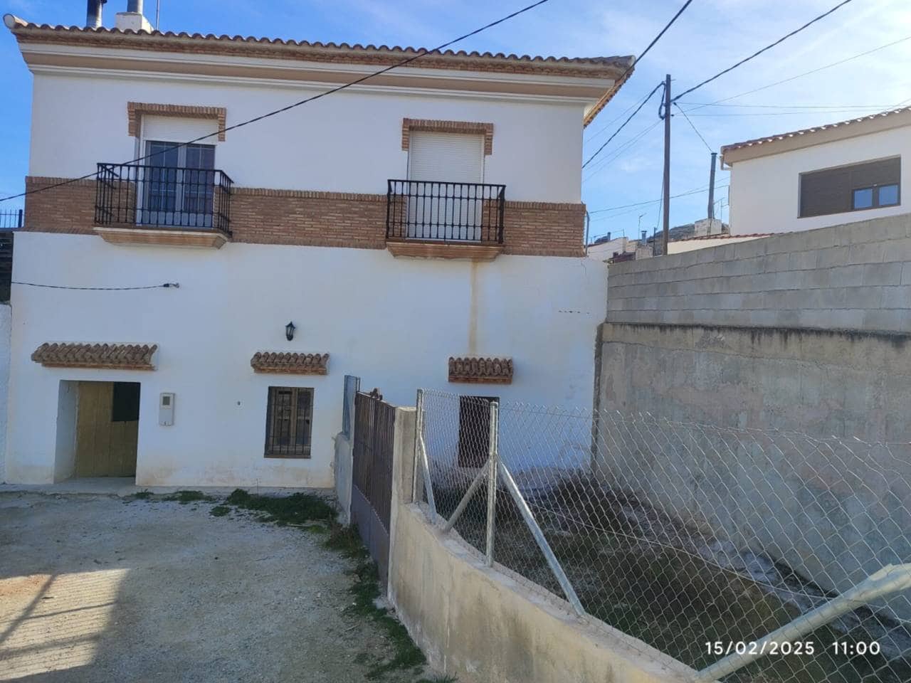 4 bedroom Townhouse for sale in Benamaurel - € 229,000 (Ref: 9552908)