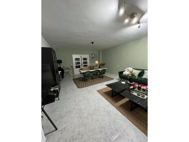 8 slaapkamer Flat te koop in Caniles - € 150.000 (Ref: 9552909)