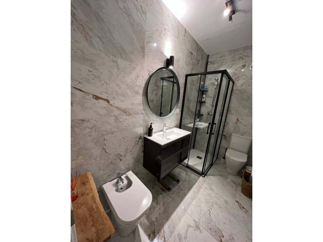 8 slaapkamer Flat te koop in Caniles - € 150.000 (Ref: 9552909)