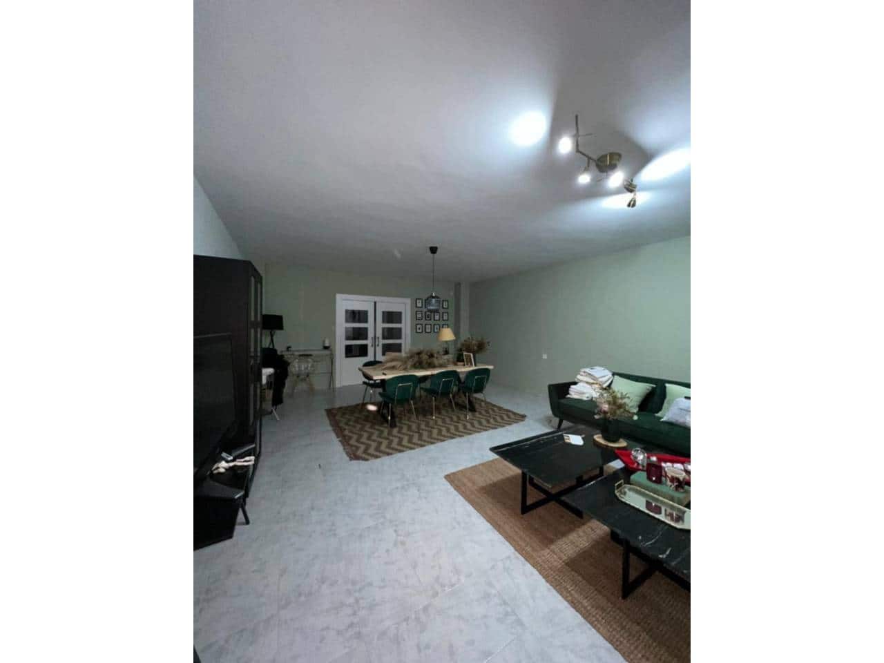 8 slaapkamer Flat te koop in Caniles - € 150.000 (Ref: 9552909)