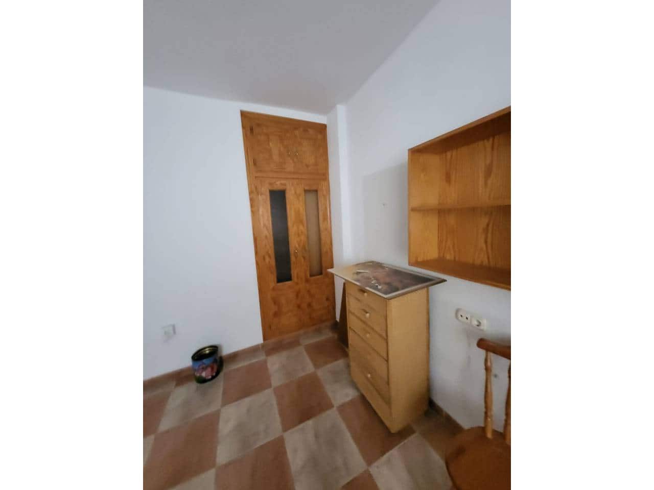 4 bedroom Townhouse for sale in Baza with garage - € 150,000 (Ref: 9552910)