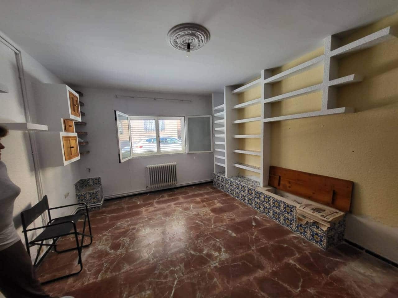 4 bedroom Townhouse for sale in Baza with garage - € 150,000 (Ref: 9552910)