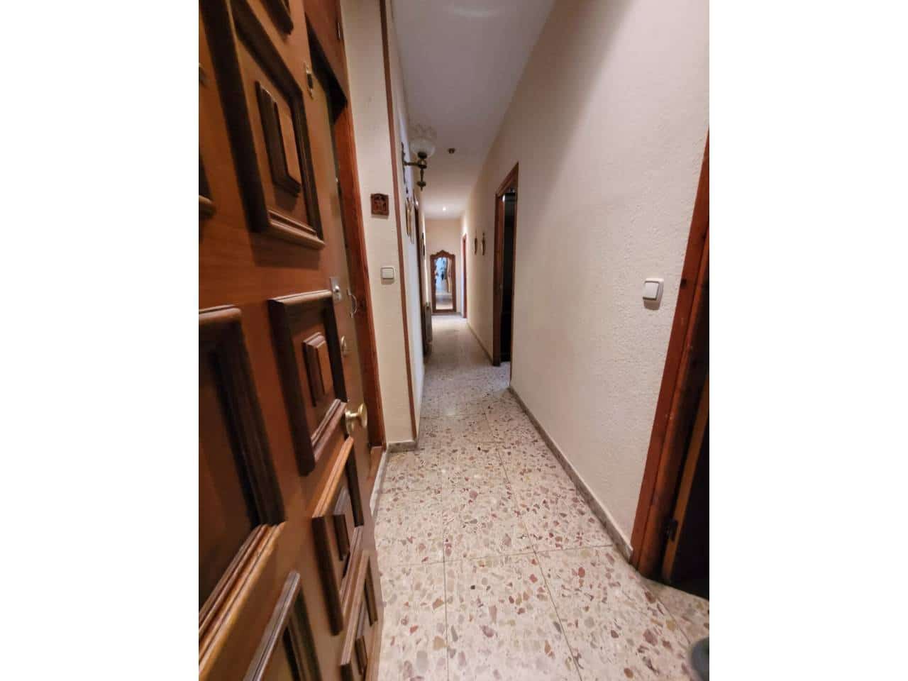 2 sovrum Lägenhet till salu i Baza - 57 000 € (Ref: 9552912)