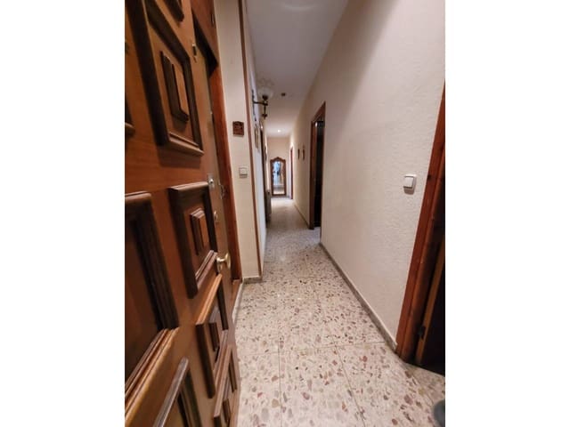 2 sovrum Lägenhet till salu i Baza - 57 000 € (Ref: 9552912)