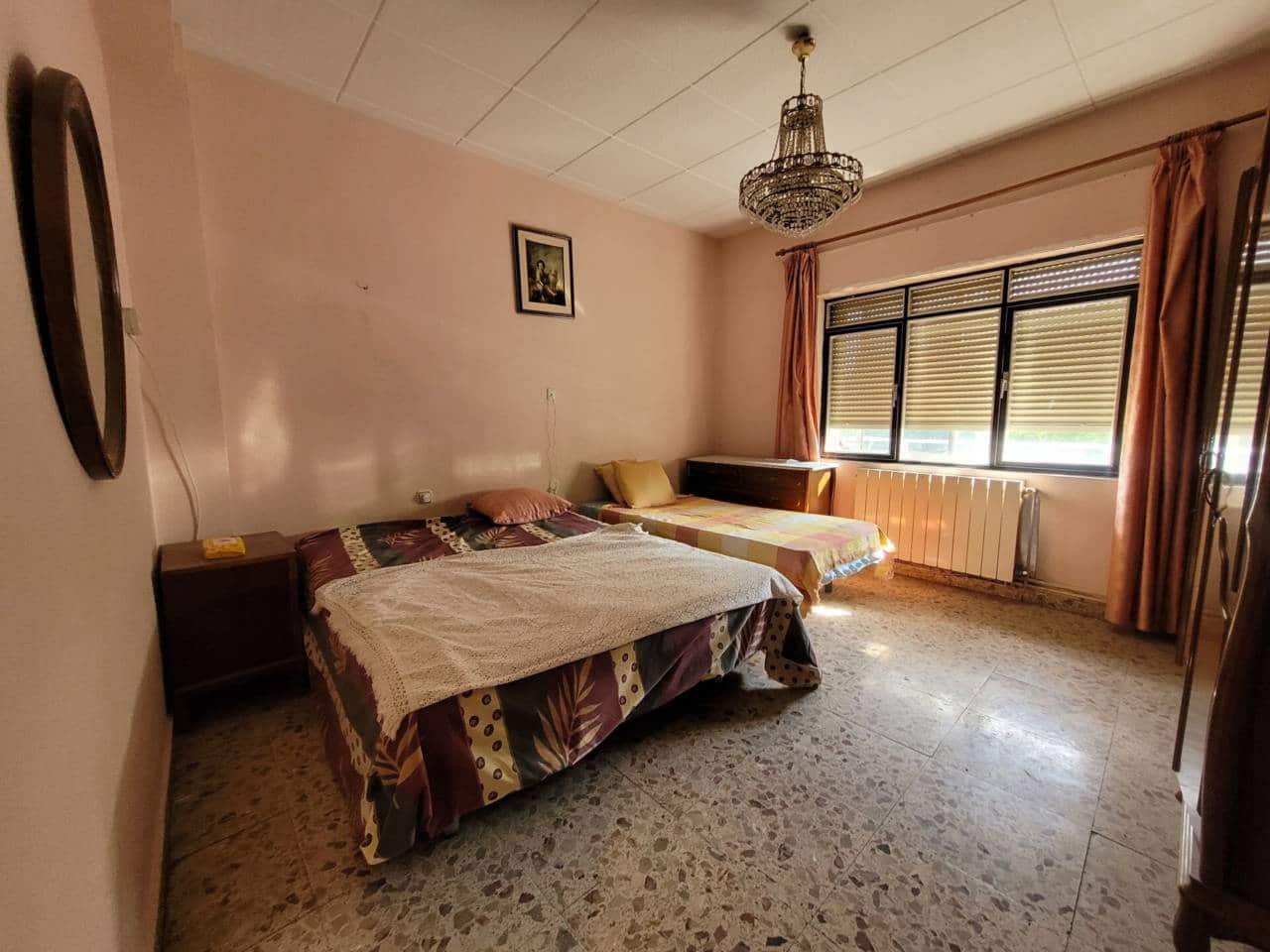 2 sovrum Lägenhet till salu i Baza - 57 000 € (Ref: 9552912)