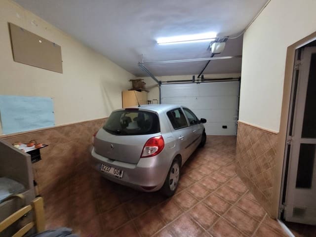 3 sovrum Hus till salu i Baza med garage - 95 000 € (Ref: 9552913)