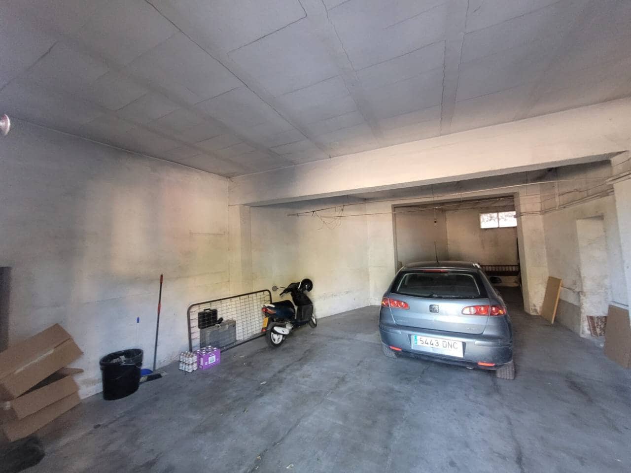 5 soveværelse Villa til salg i Baza med garage - € 180.000 (Ref: 9552915)