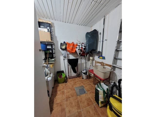 Apartamento de 4 habitaciones en Baza en venta - 90.000 € (Ref: 9552917)