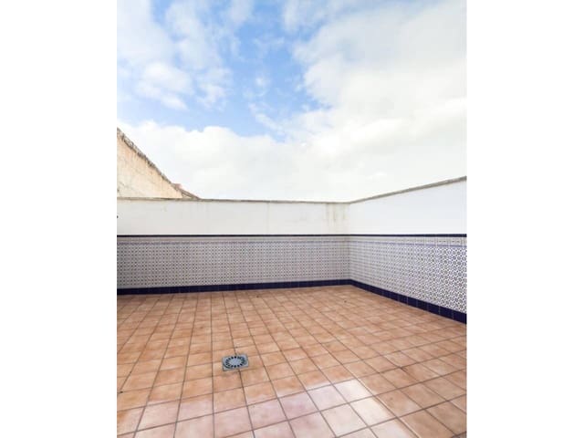 2 bedroom Flat for sale in Baza with garage - € 115,000 (Ref: 9552918)