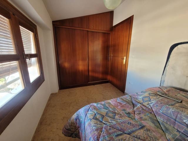 1 sovrum Takvåning till salu i Baza - 38 000 € (Ref: 9552921)