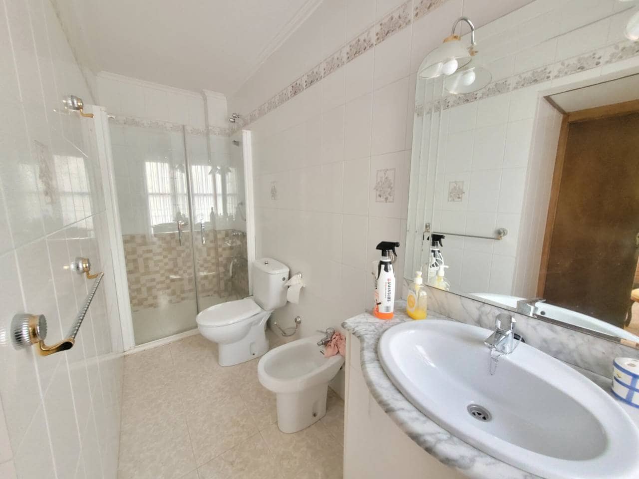 Piso de 3 habitaciones en Baza en venta - 115.000 € (Ref: 9552923)