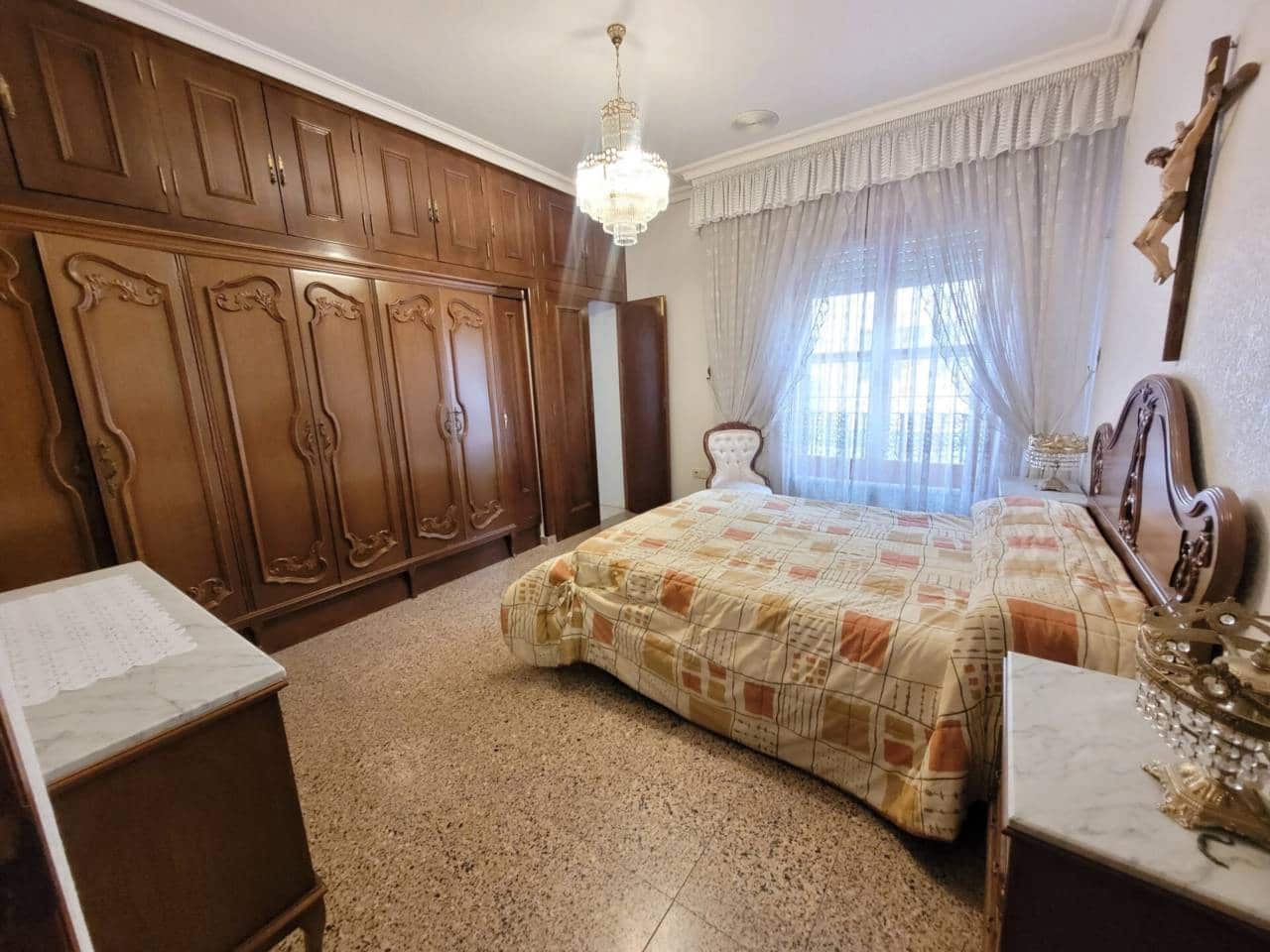 Piso de 3 habitaciones en Baza en venta - 115.000 € (Ref: 9552923)