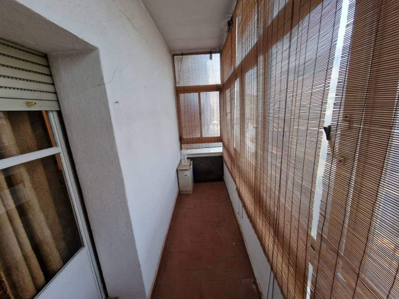 5 chambre Appartement à vendre à Baza - 84 000 € (Ref: 9552924)