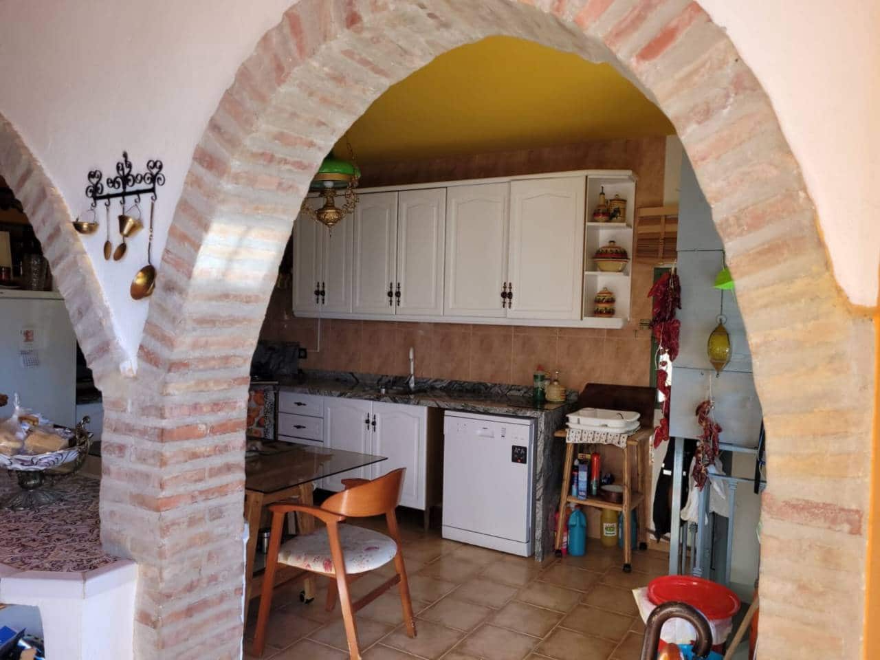 4 soveværelse Villa til salg i Baza med garage - € 210.000 (Ref: 9552925)